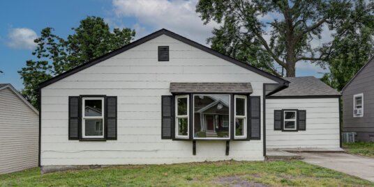 1328 W 5th St, Joplin, MO 64801