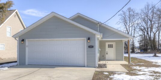 103 N McCoy Ave, Joplin, MO 64801