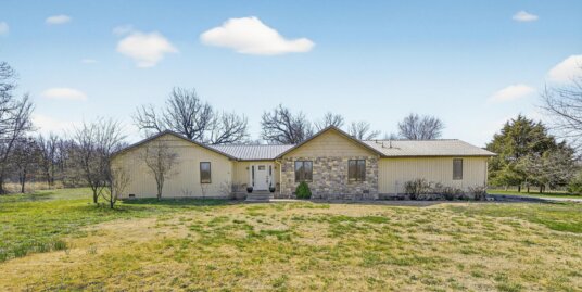8223 Jute Rd, Neosho, MO 64850