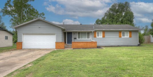 2720 E 25th St, Joplin, MO 64804