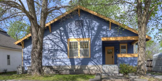 1213 Kellar St, Carthage, MO 64836