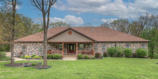 2855 N Regency Ave, Joplin, MO 64801