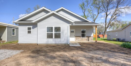 107 N Schifferdecker Ave, Joplin, MO 64801